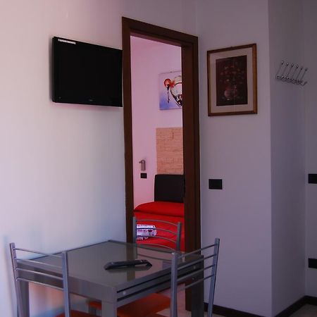 Appartamenti Corneliani II Σιρμιόνε Εξωτερικό φωτογραφία